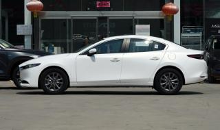 马自达3报价及图片